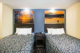 Days Inn By Wyndham Blue Springs Quarto foto